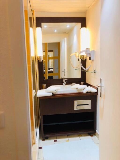 Appartement A 50m De La En Centre-ville Le Gosier (Grande-Terre)